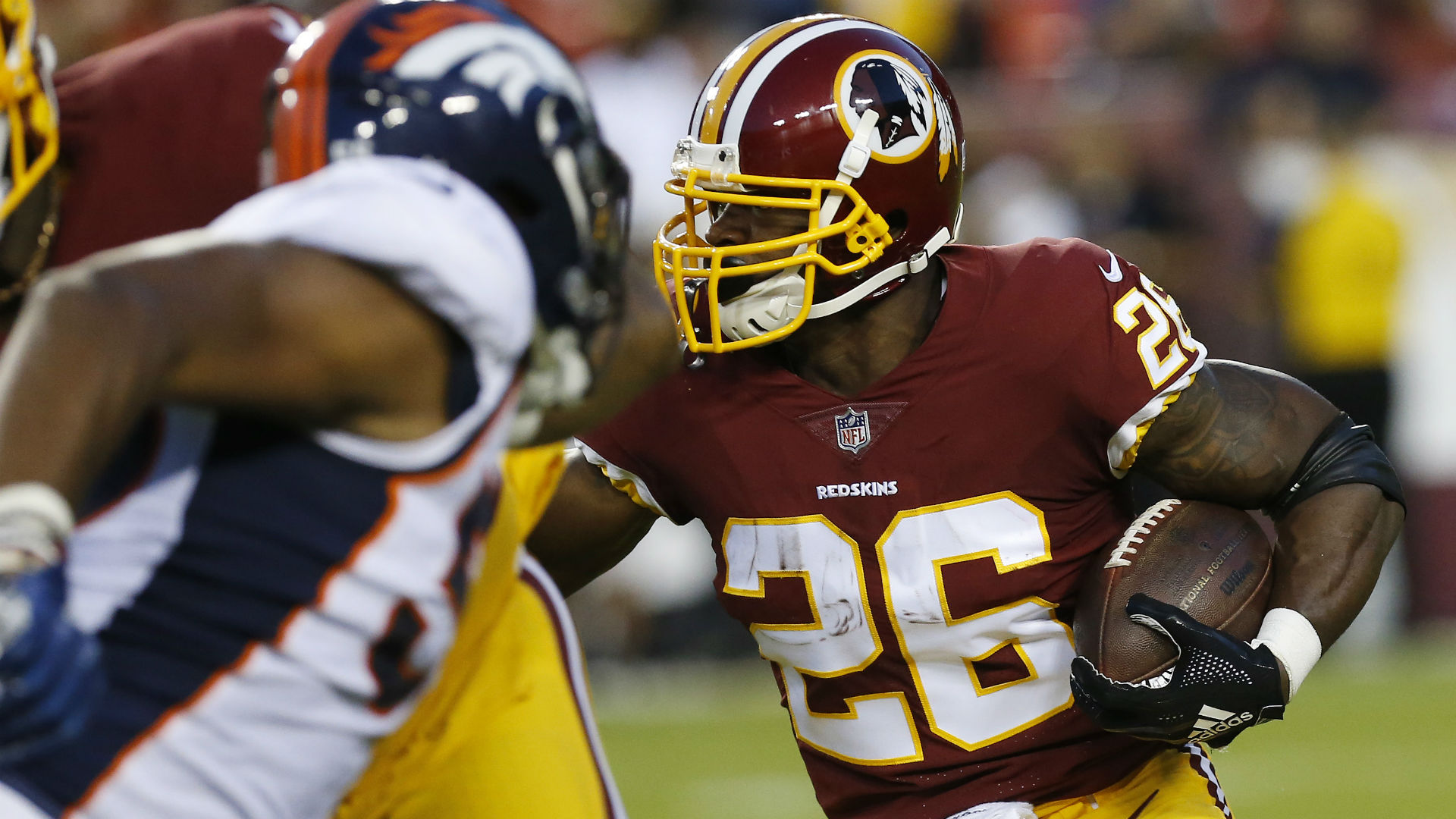 Adrian Peterson Wallpaper Redskins - HD Wallpaper 