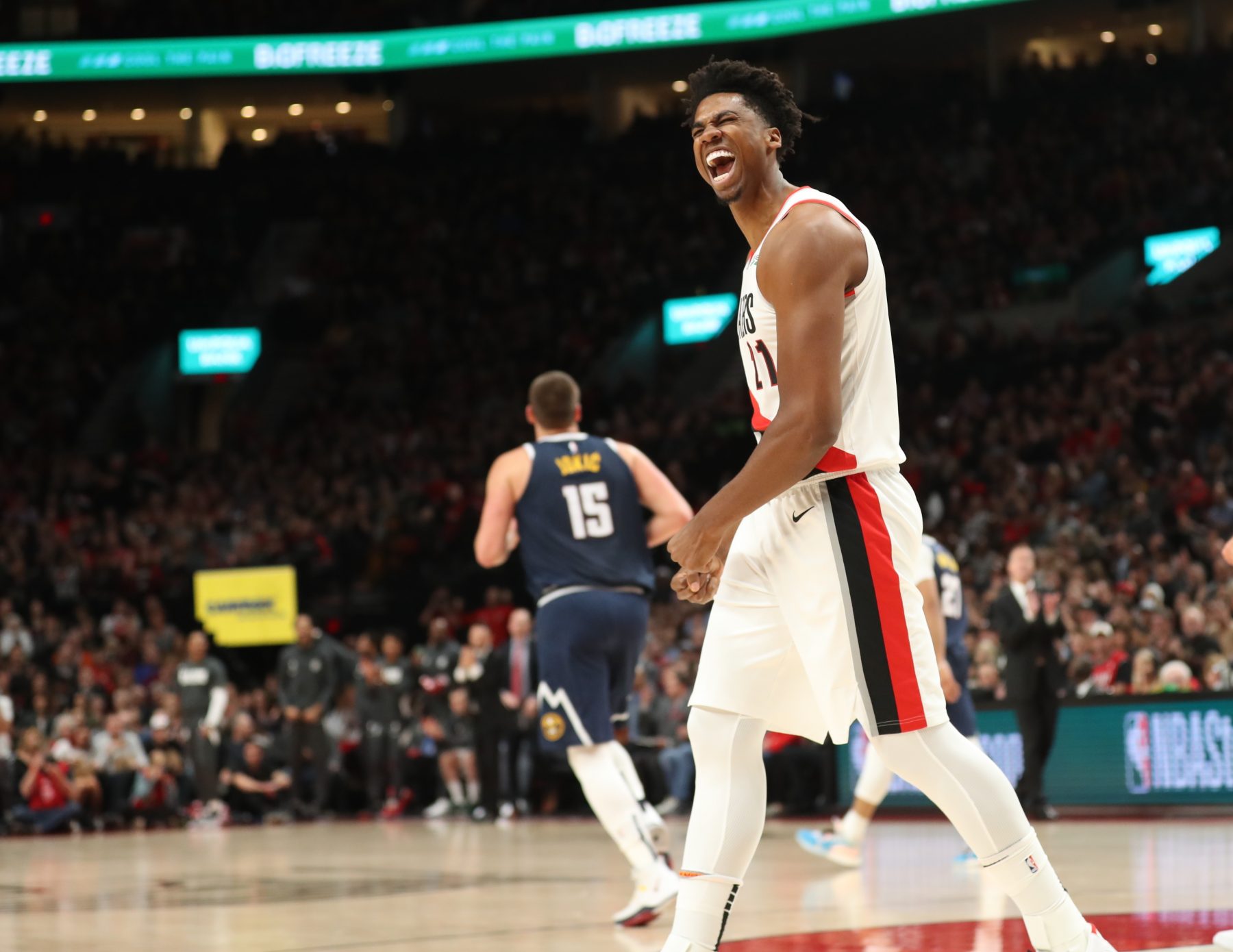 Hassan Whiteside Blazers - HD Wallpaper 