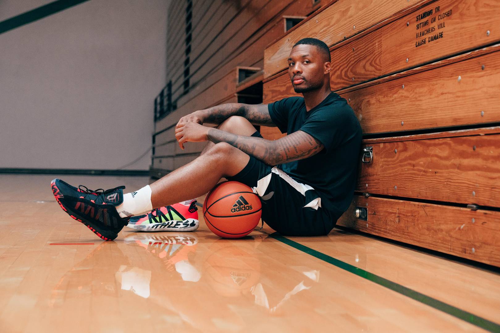 Damian Lillard Dame 6 - HD Wallpaper 