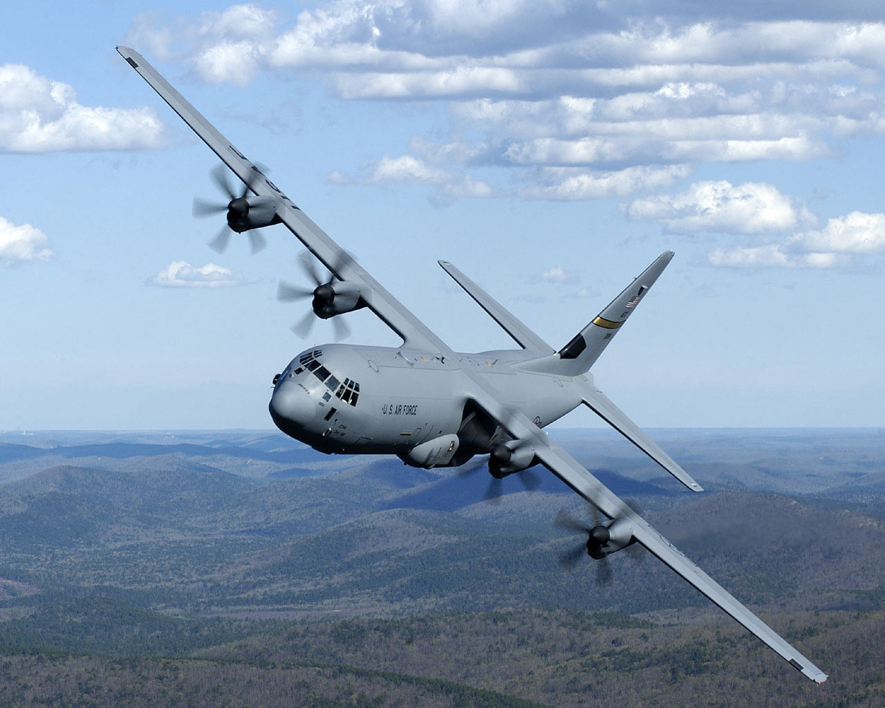 Aircraft Fresh Motors C J Super Hercules 170298 Wallpaper - Lockheed Hc 130 Hercules - HD Wallpaper 