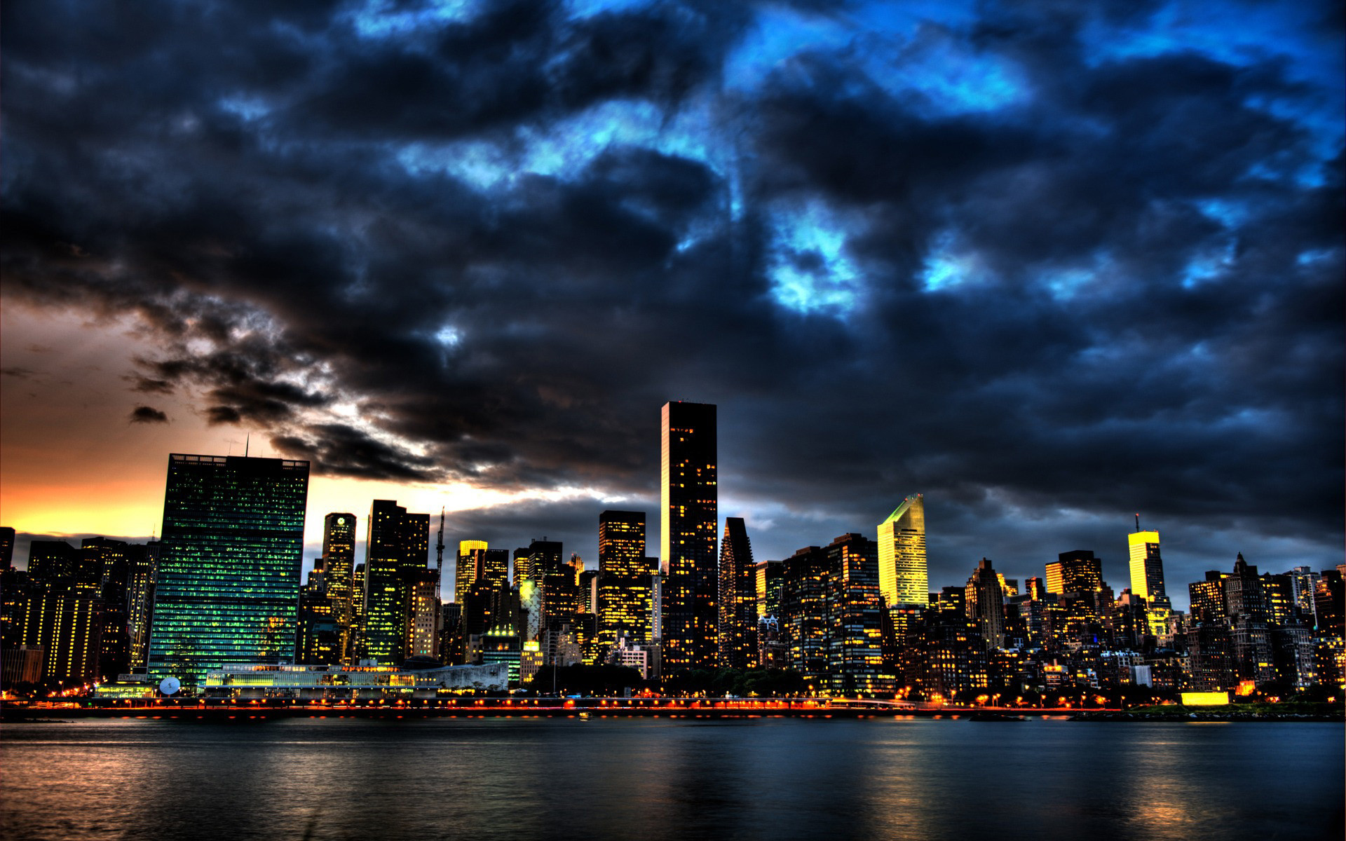 High Resolution New York Skyline At Night Wallpaper - High Resolution Night City Skyline - HD Wallpaper 