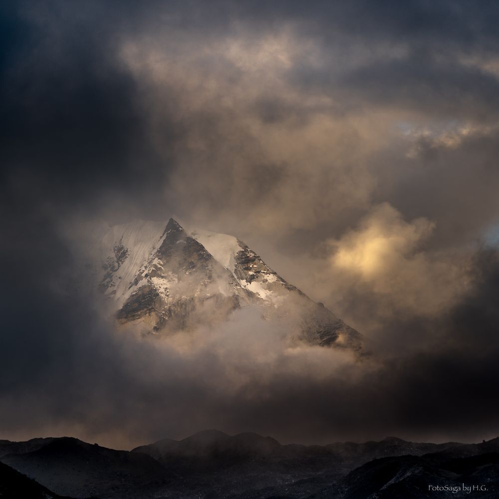 Summit - HD Wallpaper 