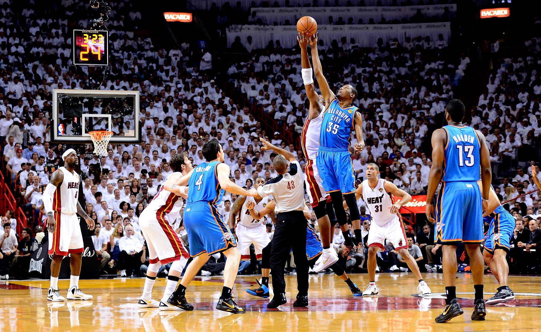 Le Sport Basket - HD Wallpaper 