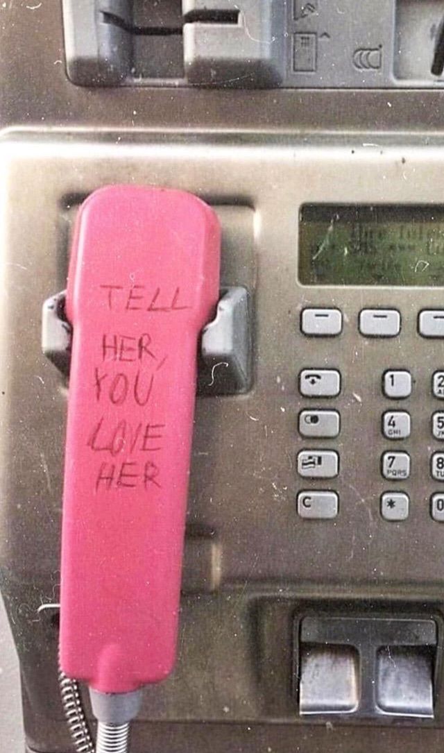 Pink Quotes Wallpaper - HD Wallpaper 