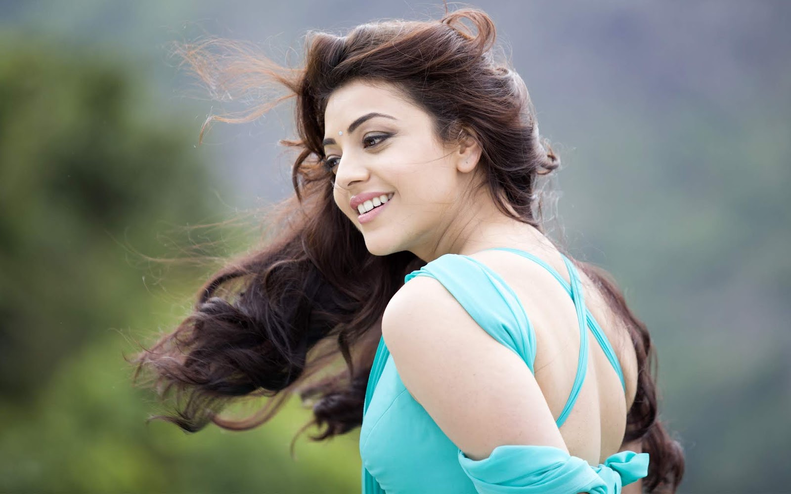 Kajal Aggarwal Hd Wallpaper Hd - HD Wallpaper 
