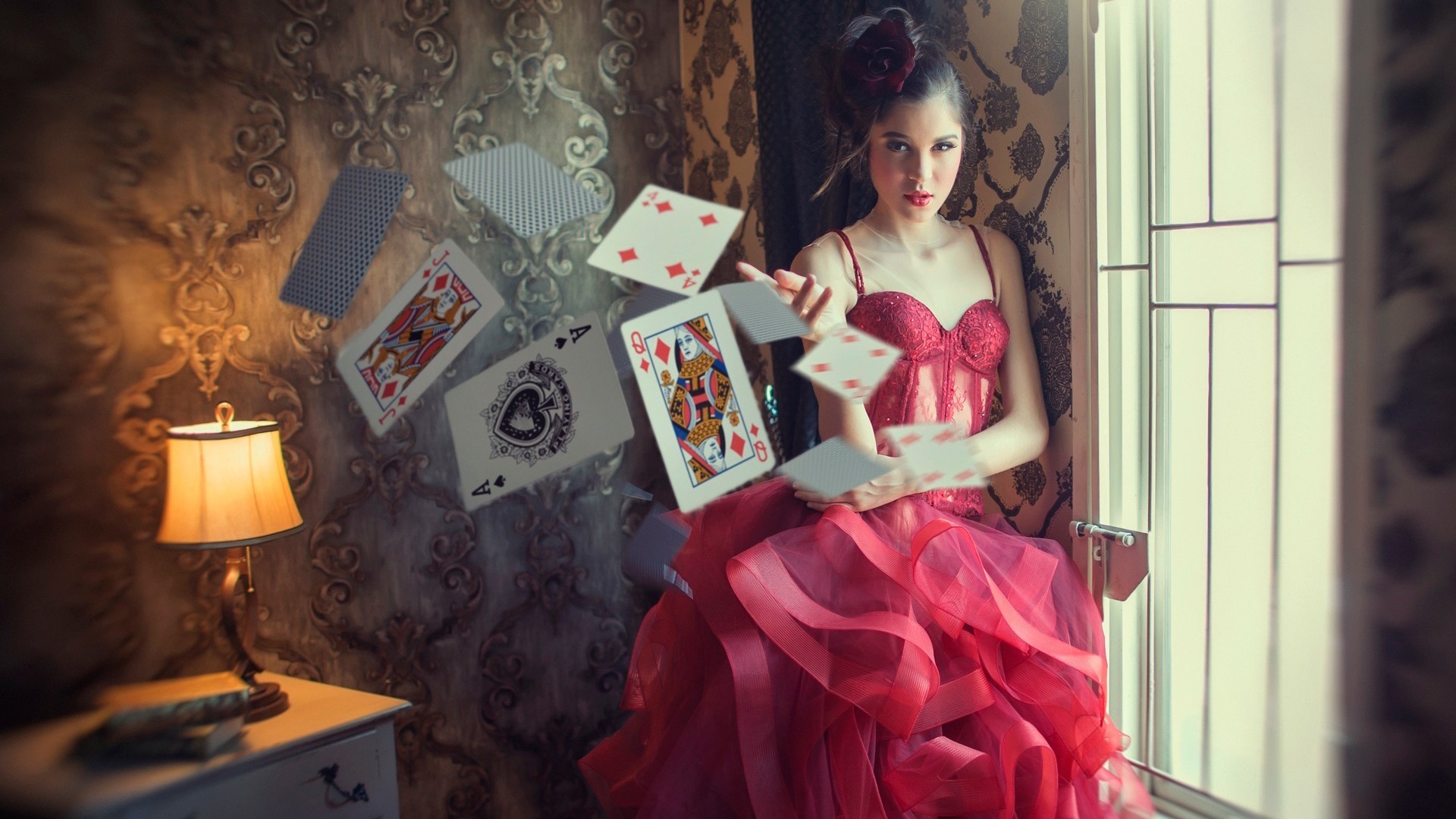 Playing Cards Wallpaper Girls - HD Wallpaper 