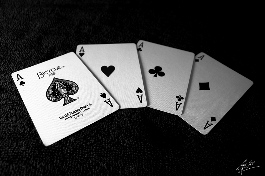 Wallpaper Kartu Remi - Bicycle Playing Cards - HD Wallpaper 