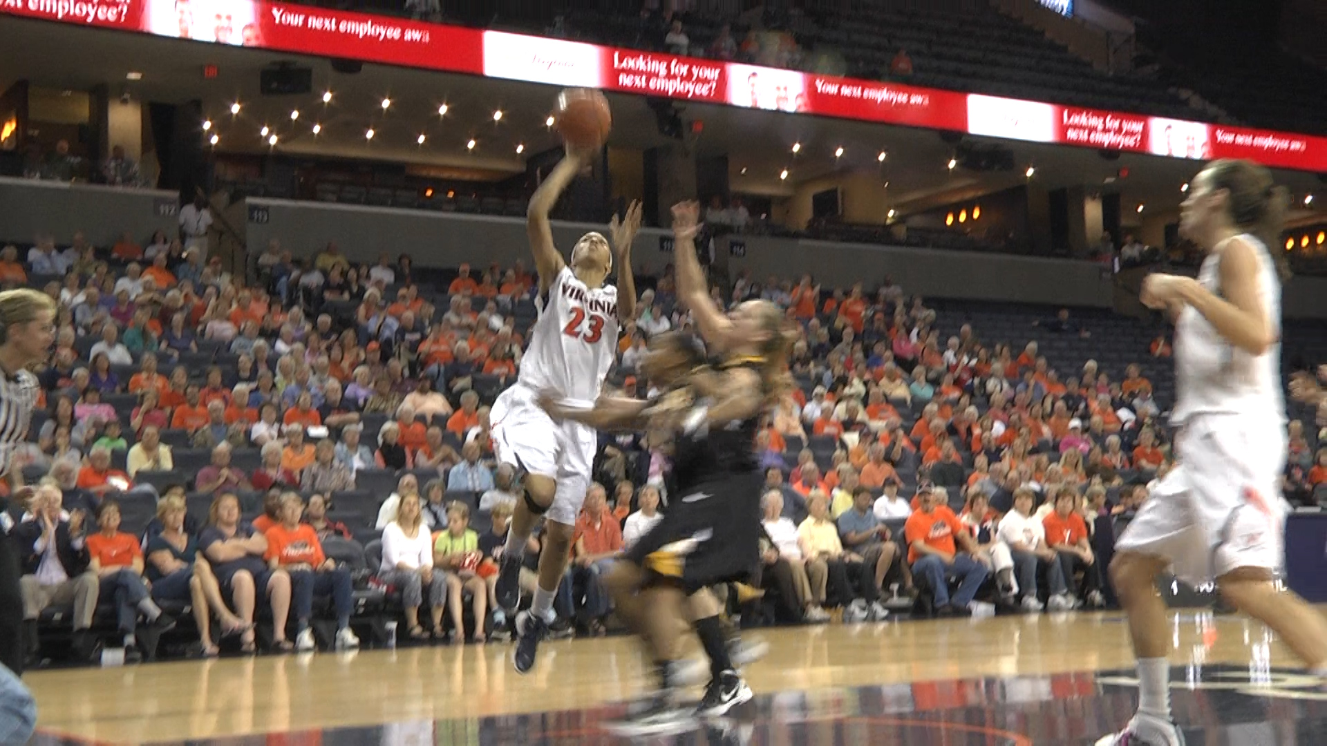 Uva Basketball Game Wallpaper - Slam Dunk - HD Wallpaper 