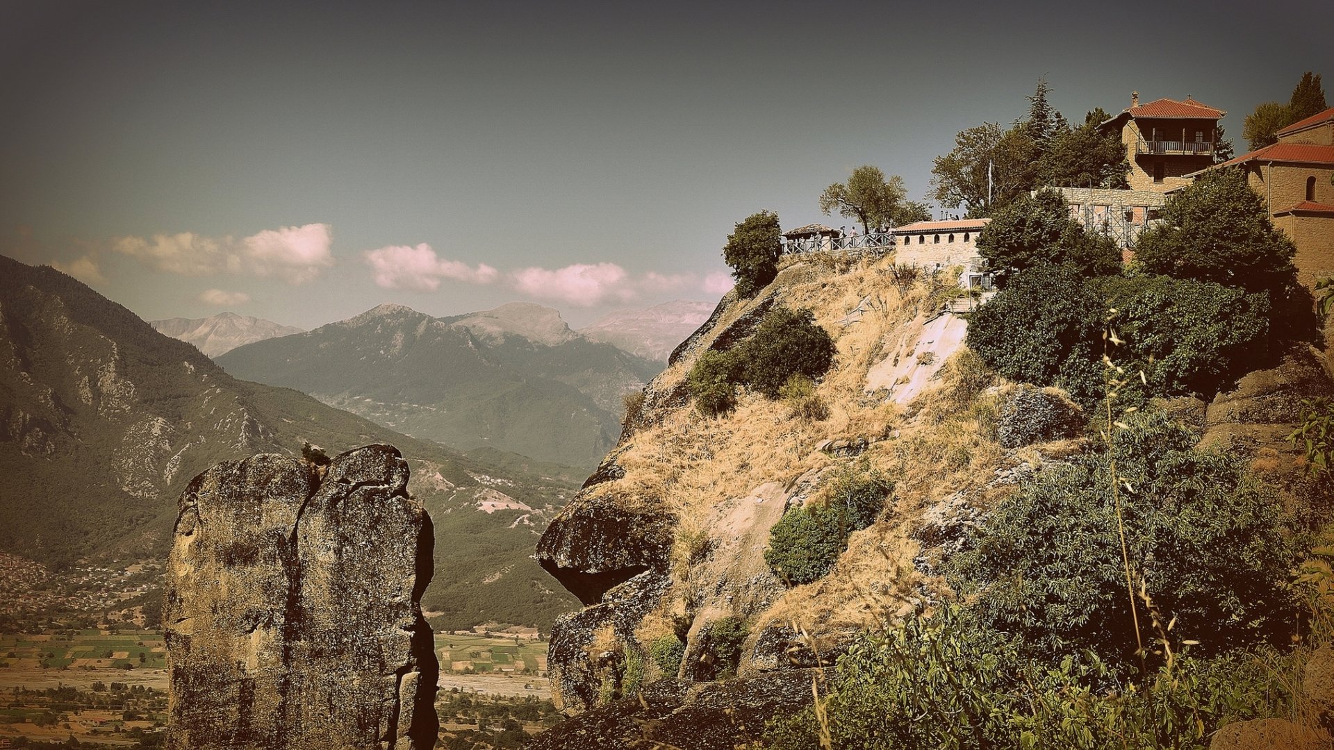 Free Download Meteora Wallpaper Id - Mount Scenery - HD Wallpaper 