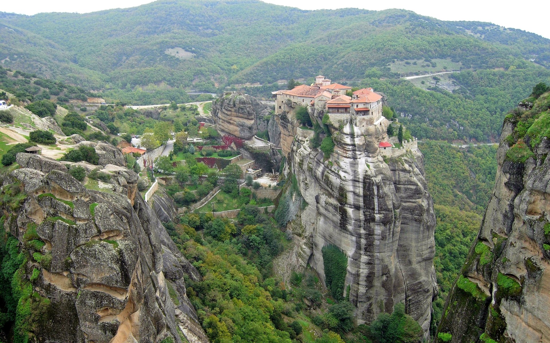 Free Meteora High Quality Wallpaper Id - Meteora - HD Wallpaper 