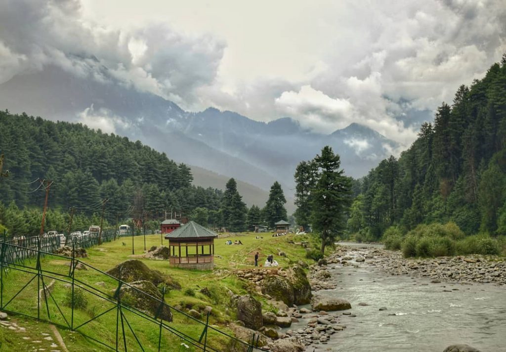 Pahalgam Tourism - Best Natural Images Kashmir - HD Wallpaper 