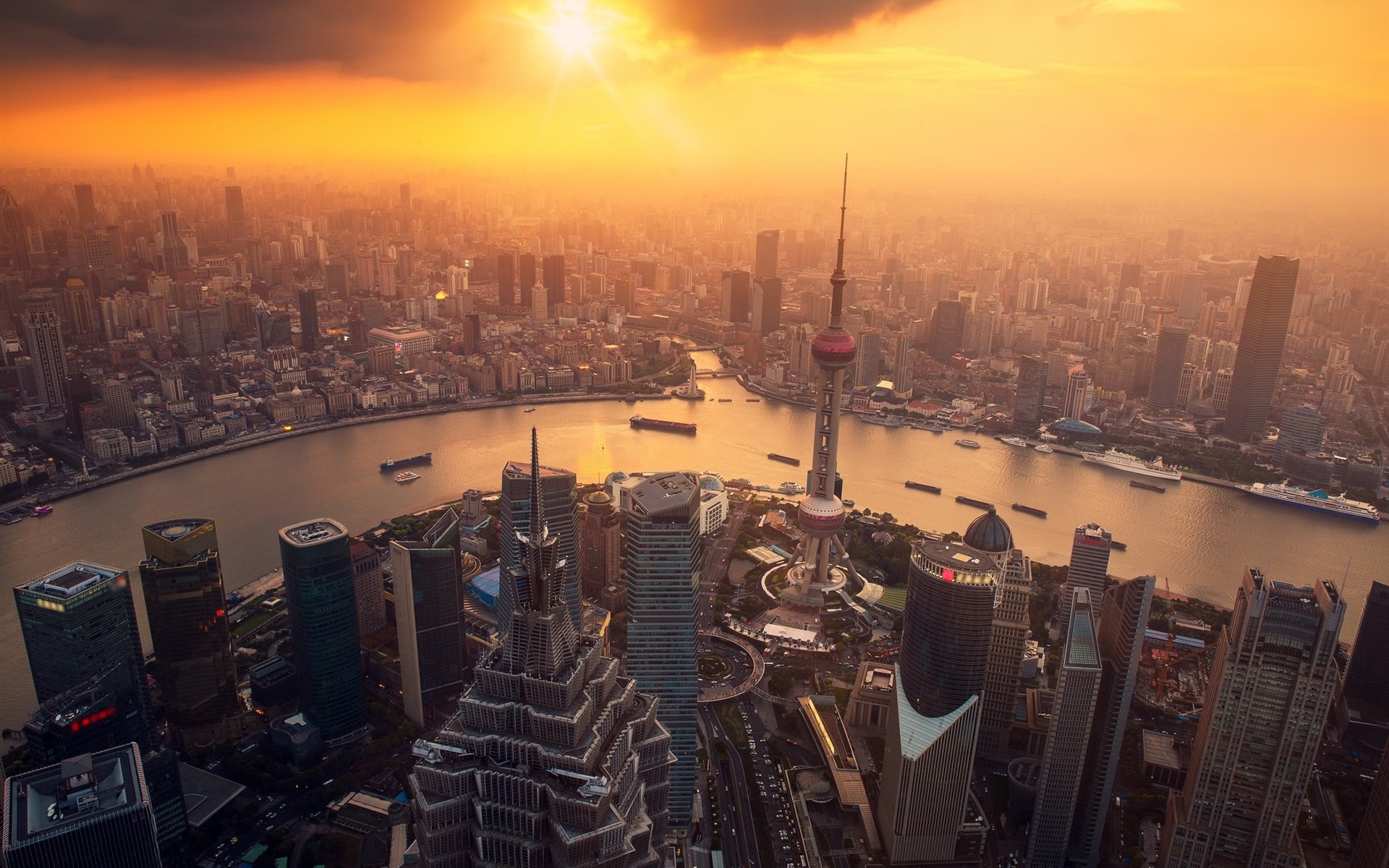 Wallpaper Shanghai, City At Morning, Fog, Sunrise, - Shanghai - HD Wallpaper 