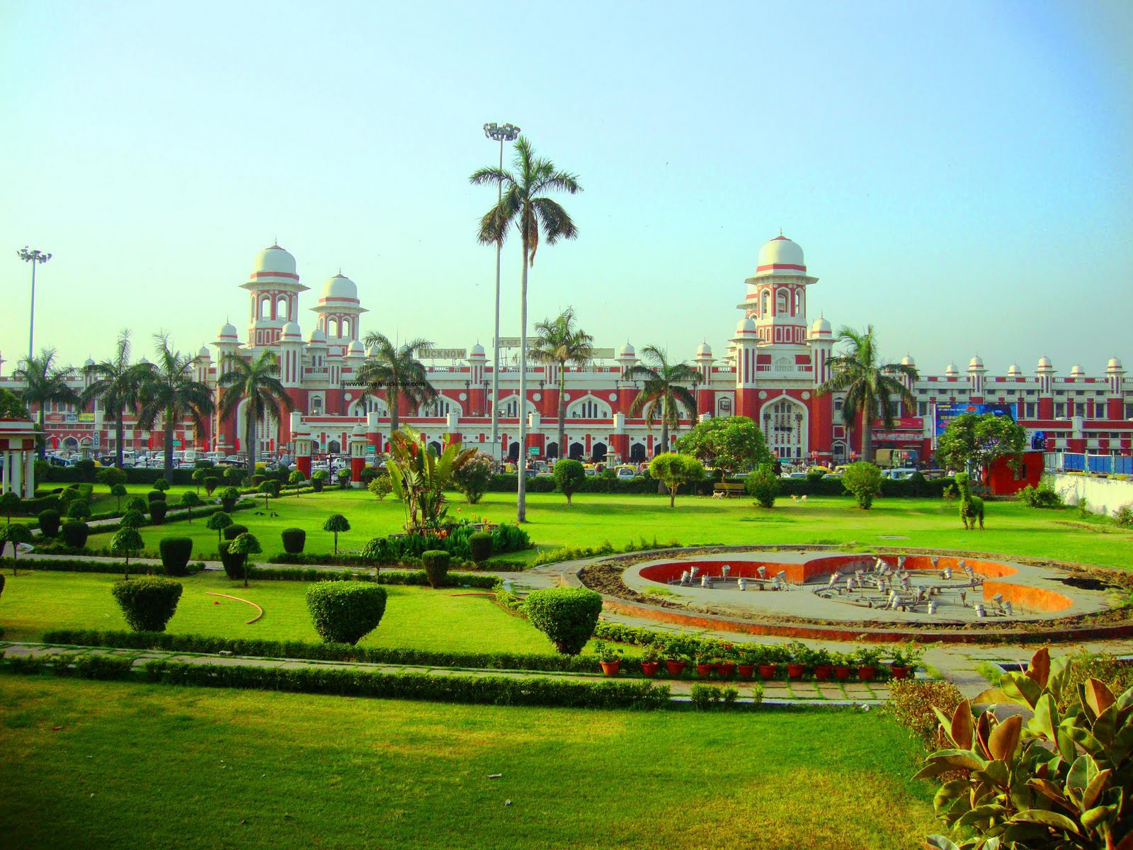 Lucknow Image - Beautiful Place Of Uttar Pradesh - HD Wallpaper 