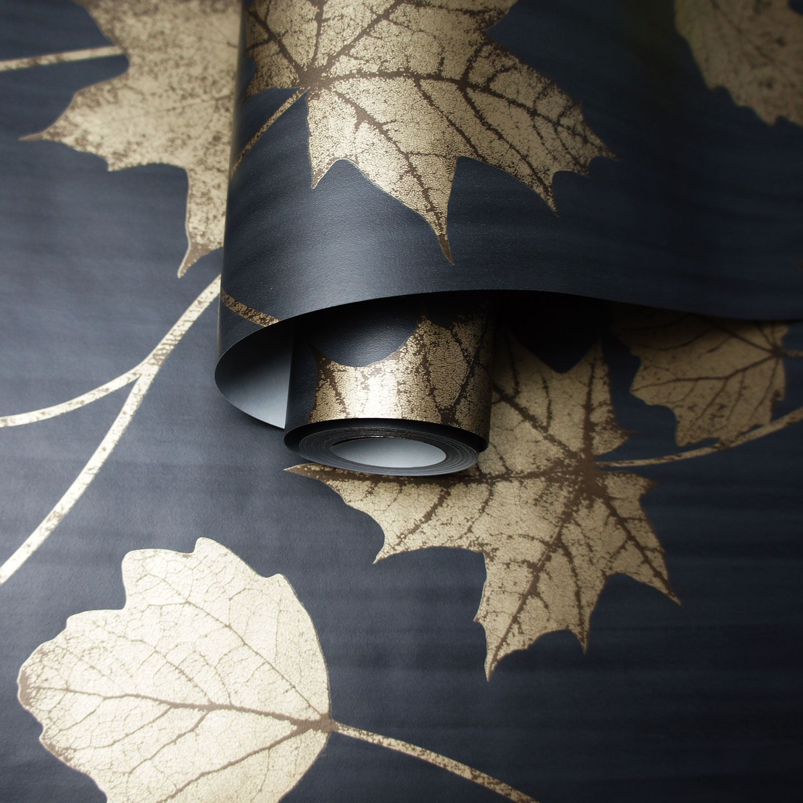 Holden Elements Maple Wallpaper High Quality Thumbnail - Autumn - HD Wallpaper 