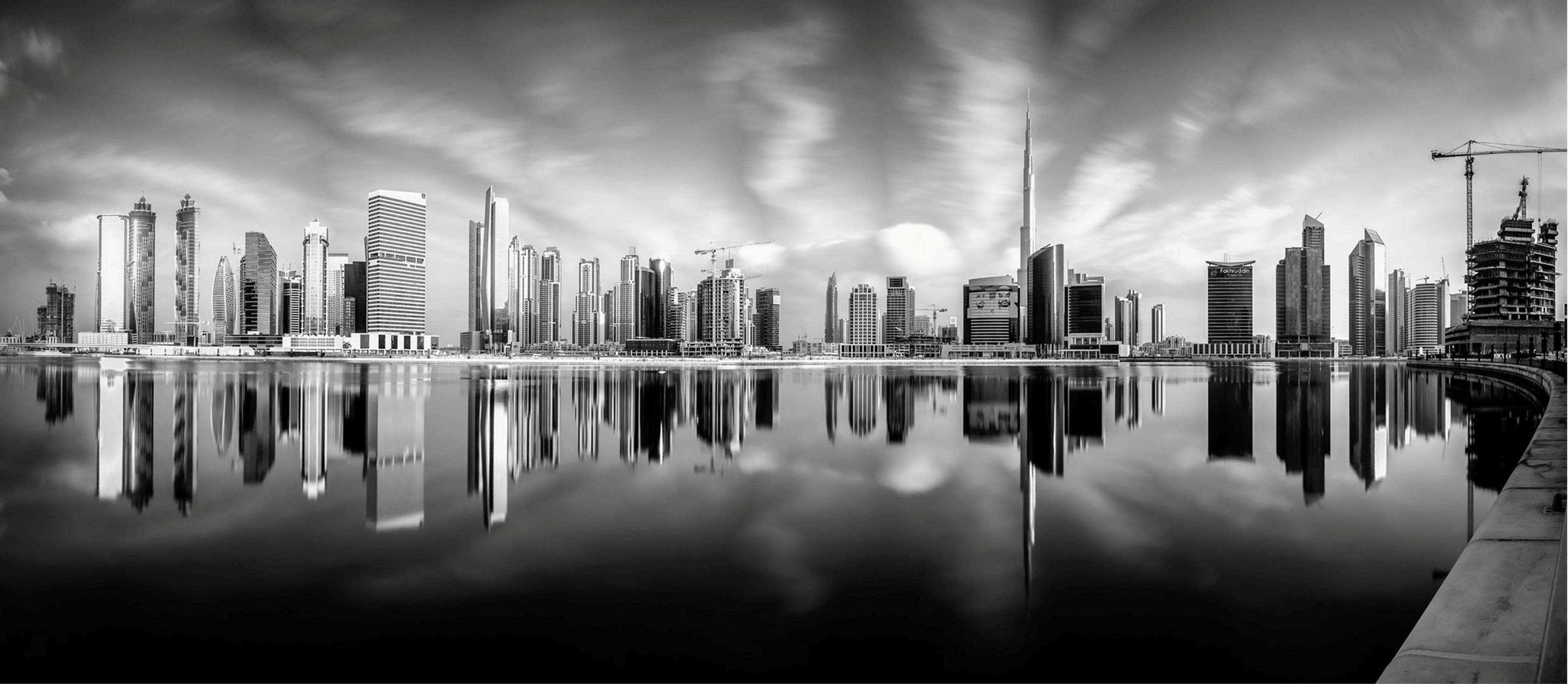 Dubai Business Bay 
 Data Src Business Wallpapers For - Dubai Wallpaper Black And White - HD Wallpaper 