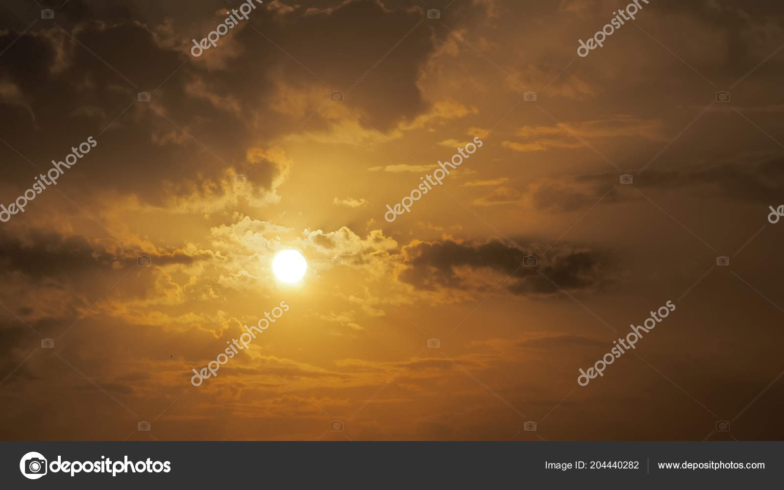 Palm Jumeirah At Night - HD Wallpaper 