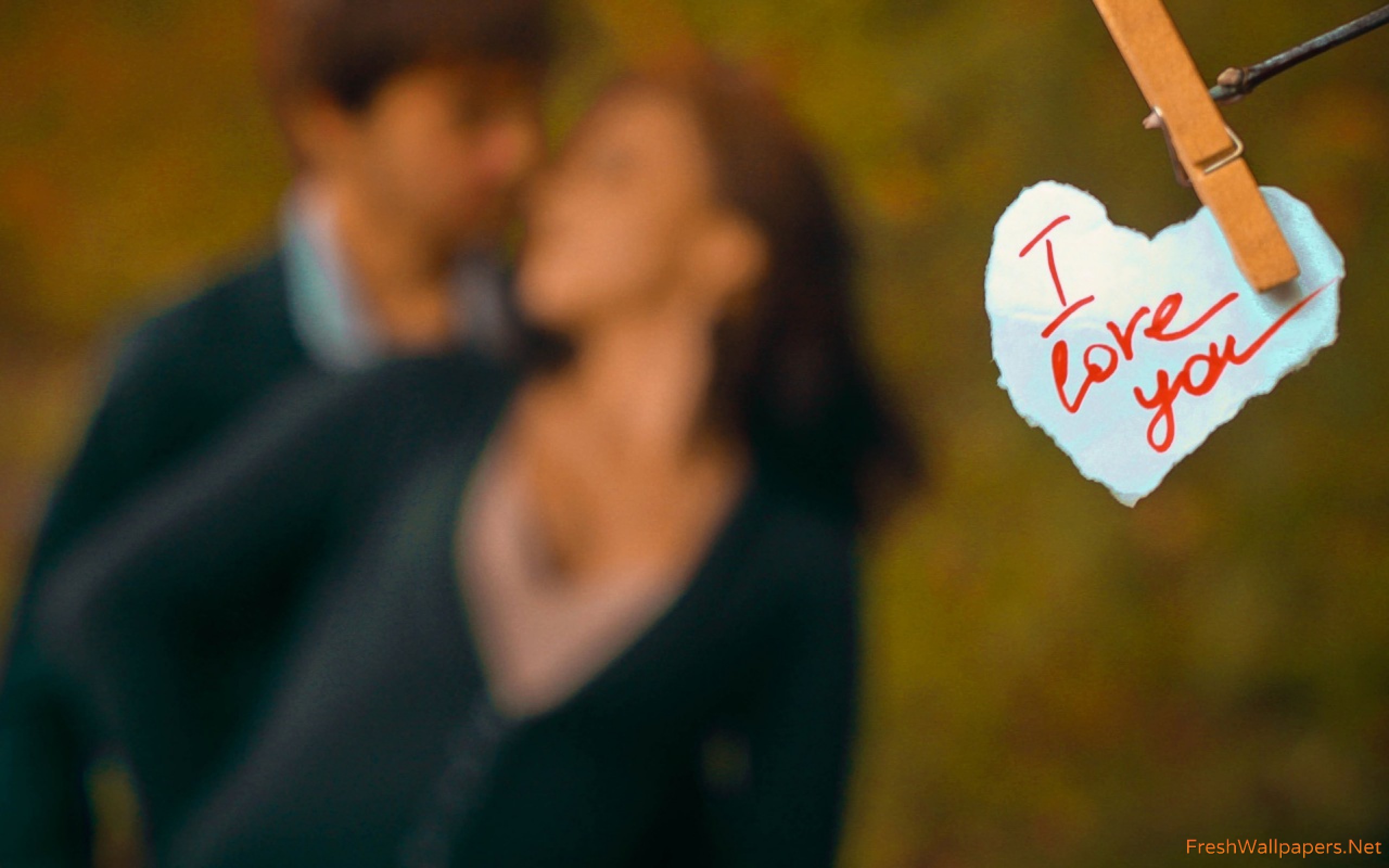 Romantic Couple Wallpaper Download - HD Wallpaper 