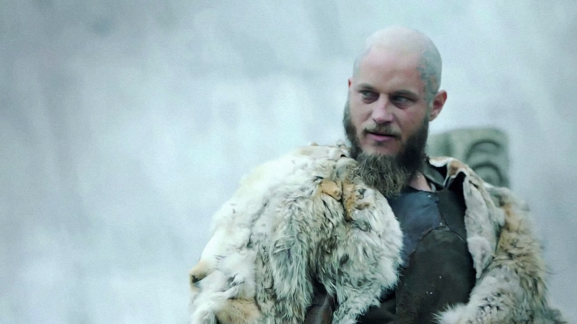 Vikings King Ragnar Lothbrok - HD Wallpaper 