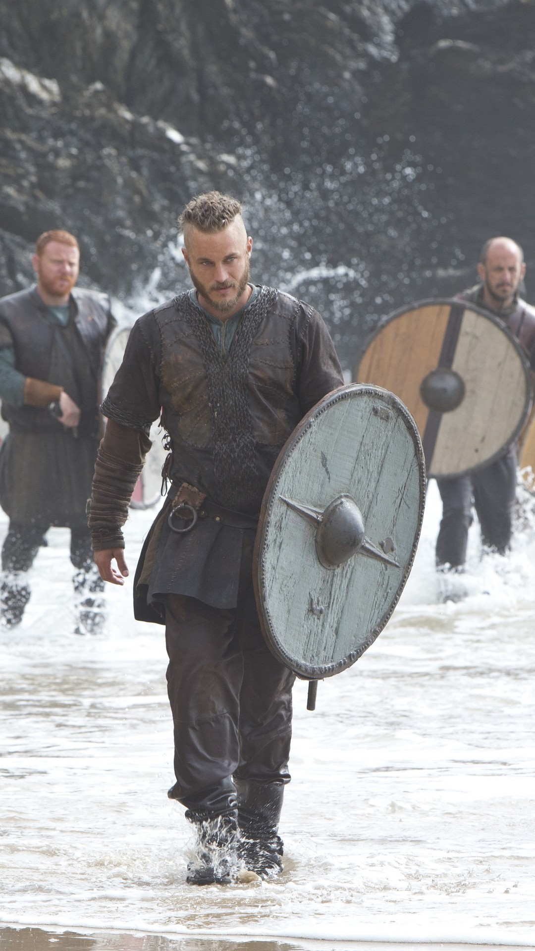 Tv Show Vikings Lagertha Shield - Ragnar Lothbrok Wallpaper On Phone -  1080x1920 Wallpaper 
