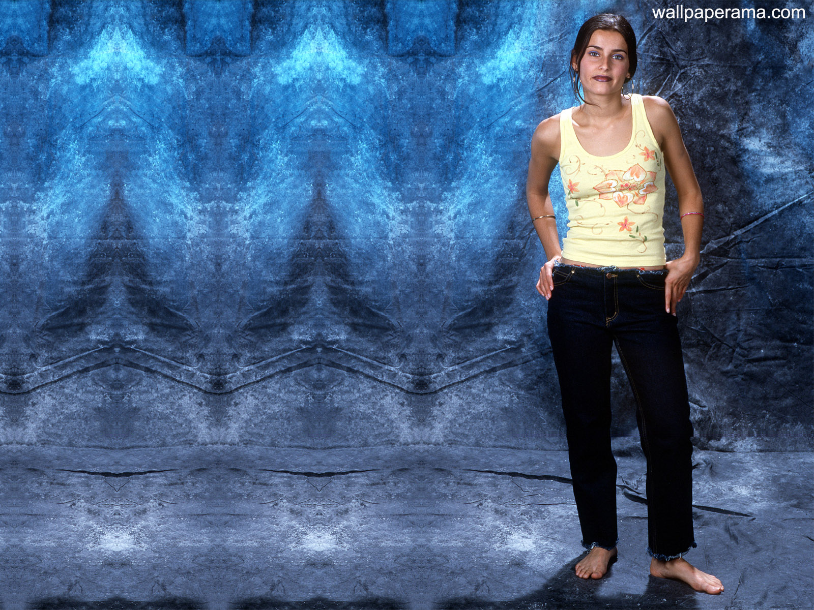 Nelly Furtado Wallpaper - Nelly Furtado Wallpapers Hd - HD Wallpaper 