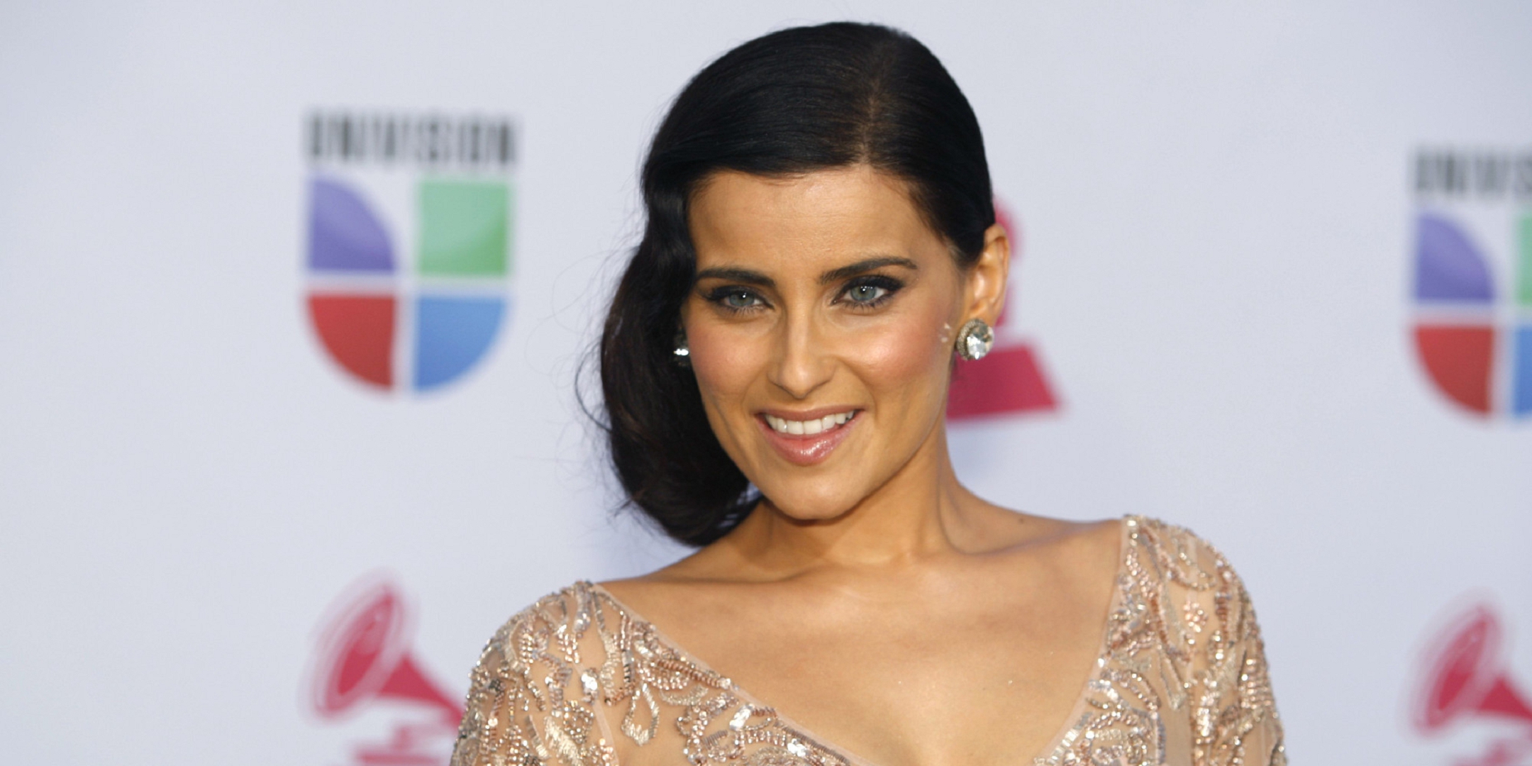 Nelly Furtado Wallpaper For Computer - HD Wallpaper 