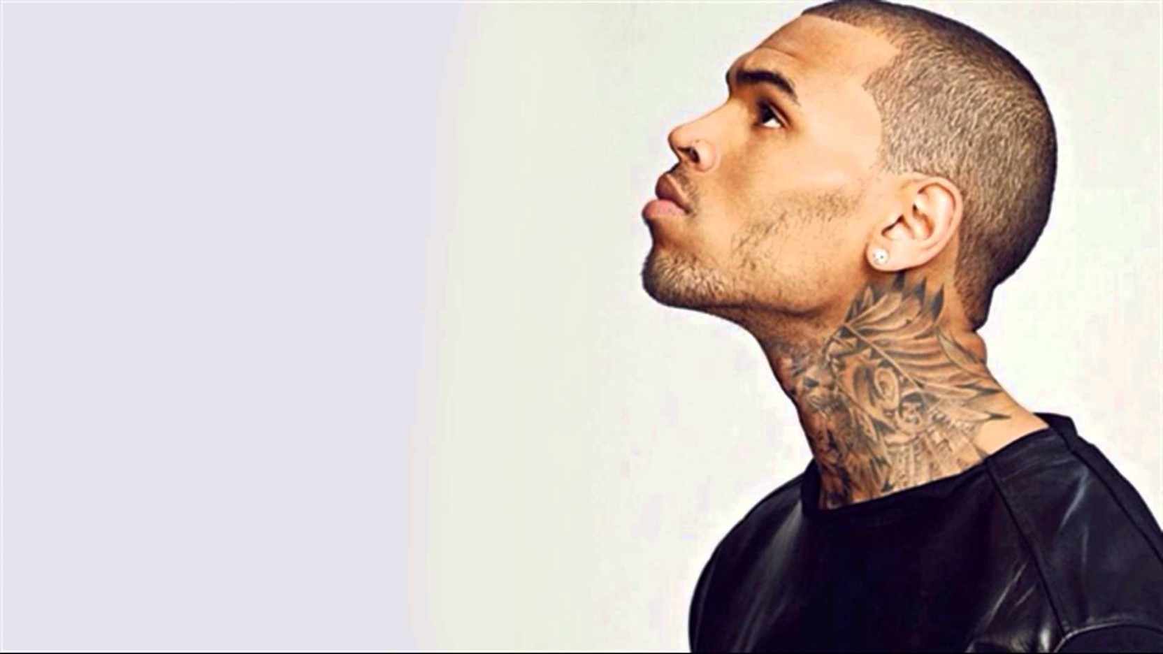 Chris Brown White Background - HD Wallpaper 
