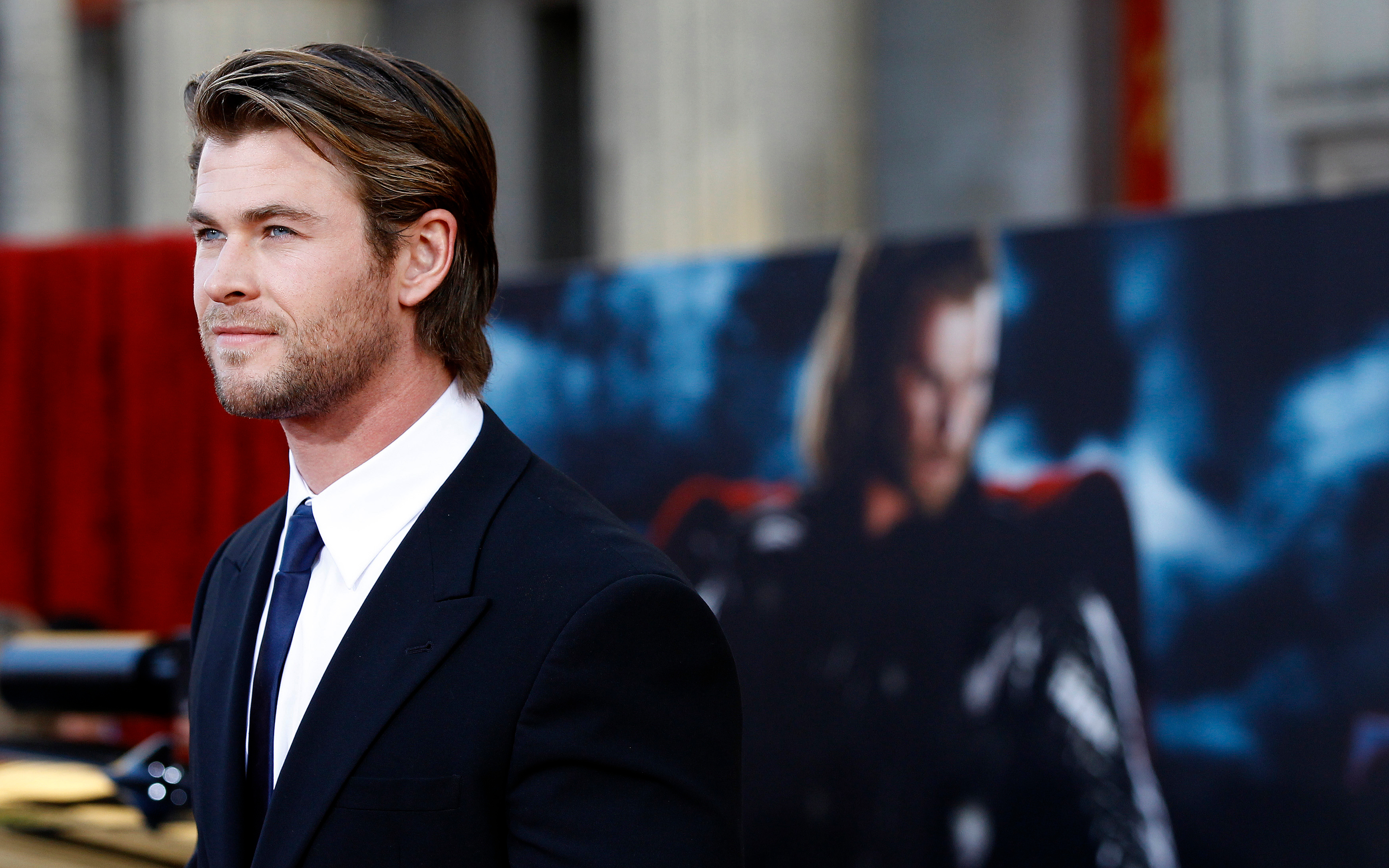 Chris Hemsworth Images Hd - HD Wallpaper 
