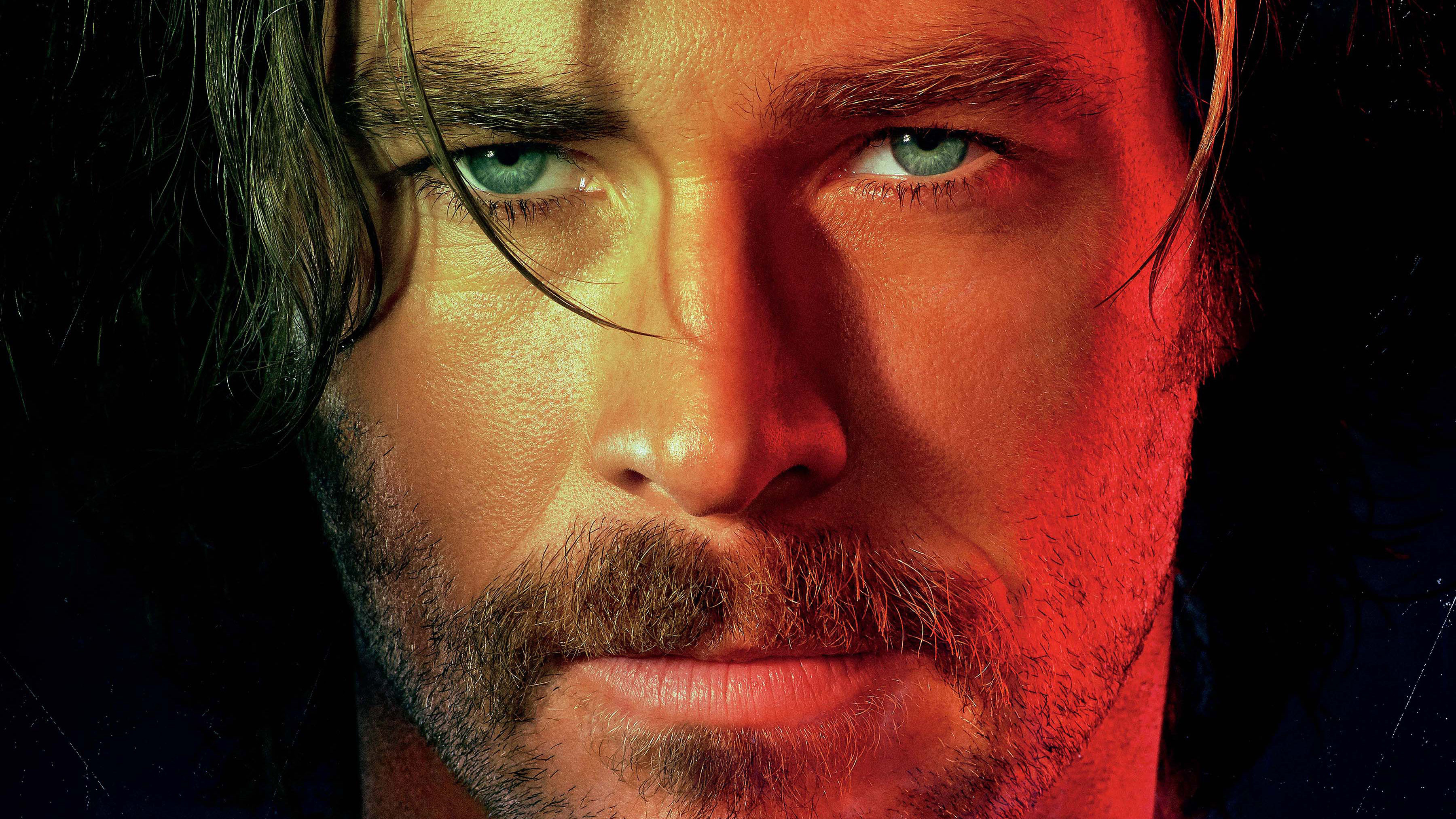 Chris Hemsworth Bad Times At The El Royale - HD Wallpaper 