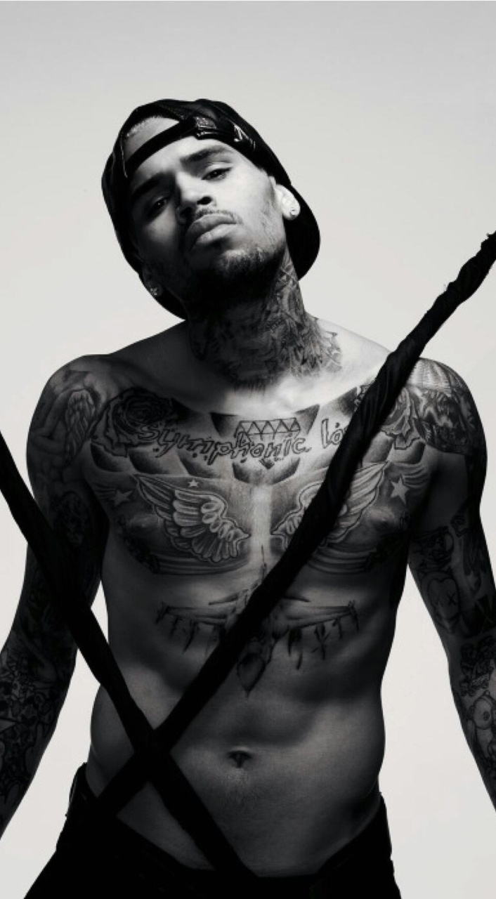 Shirtless Chris Brown Photoshoot - HD Wallpaper 