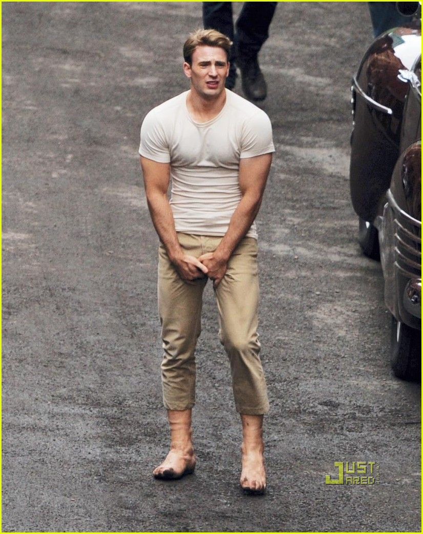 Full Body Chris Evans - HD Wallpaper 