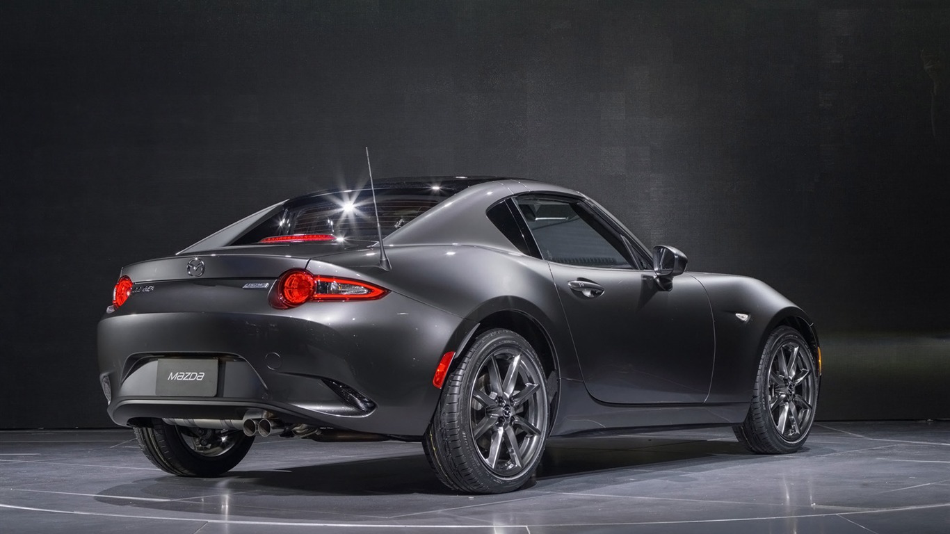 2017 Mazda Mx-5 Rf Auto Poster Hd Wallpaper - Mazda Mx 5 Vs Rf - HD Wallpaper 