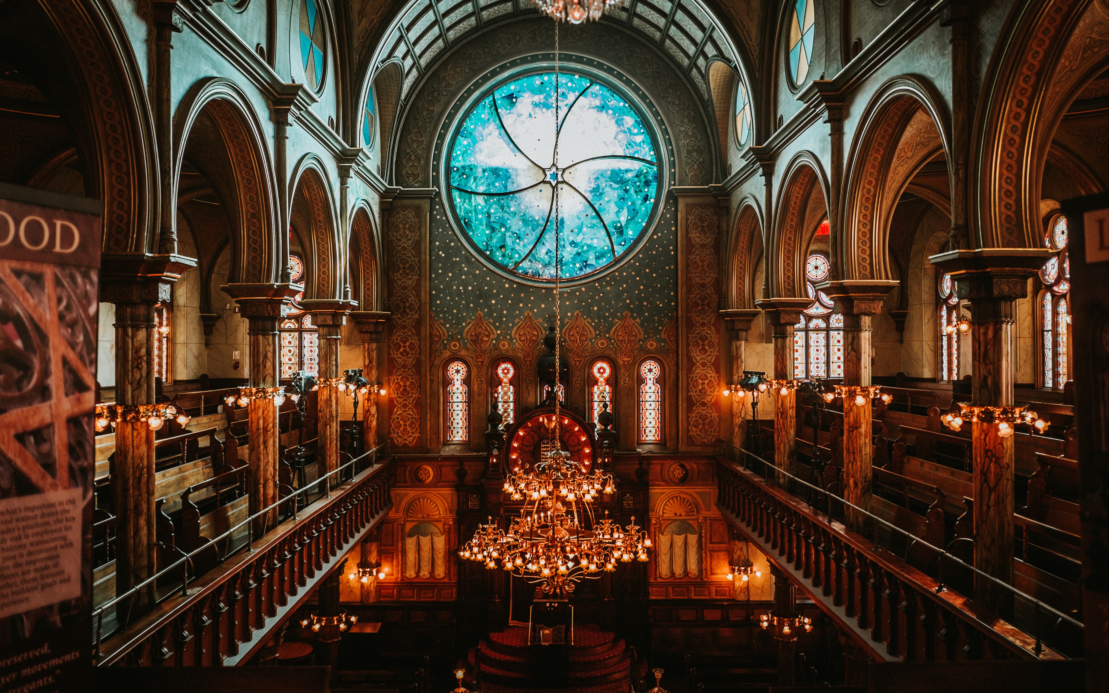 Wallpaper Architecture, Temple, Window, Chandelier, - Wallpaper - HD Wallpaper 