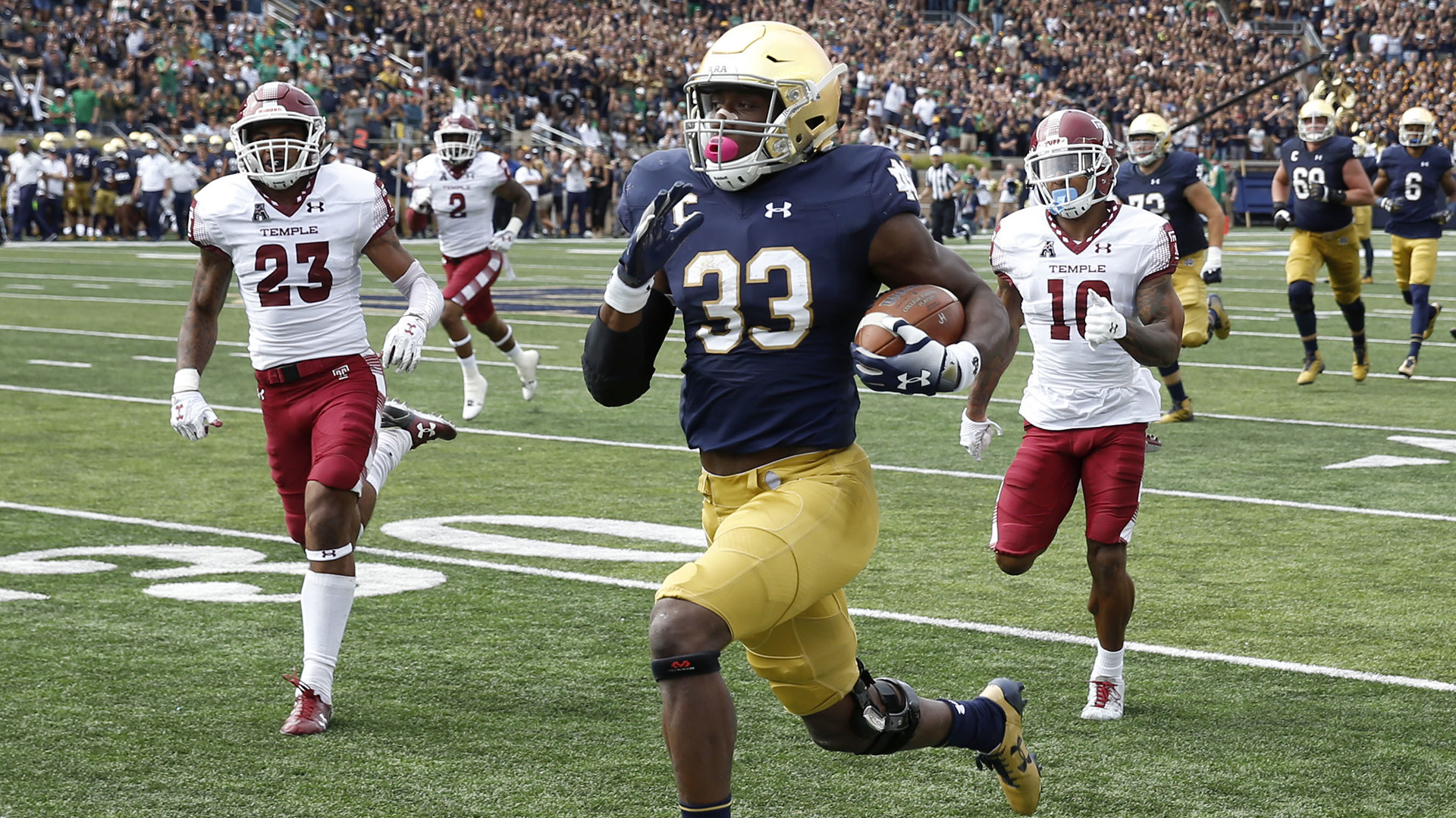 Notre Dame Vs Temple Football 2017 - HD Wallpaper 