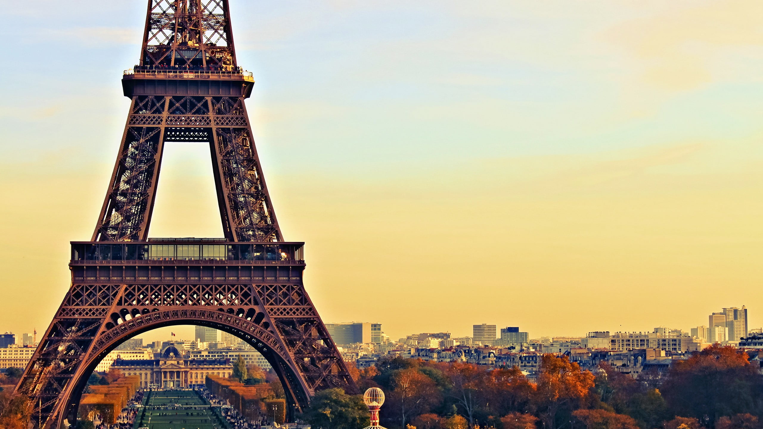 Eiffel Tower - HD Wallpaper 
