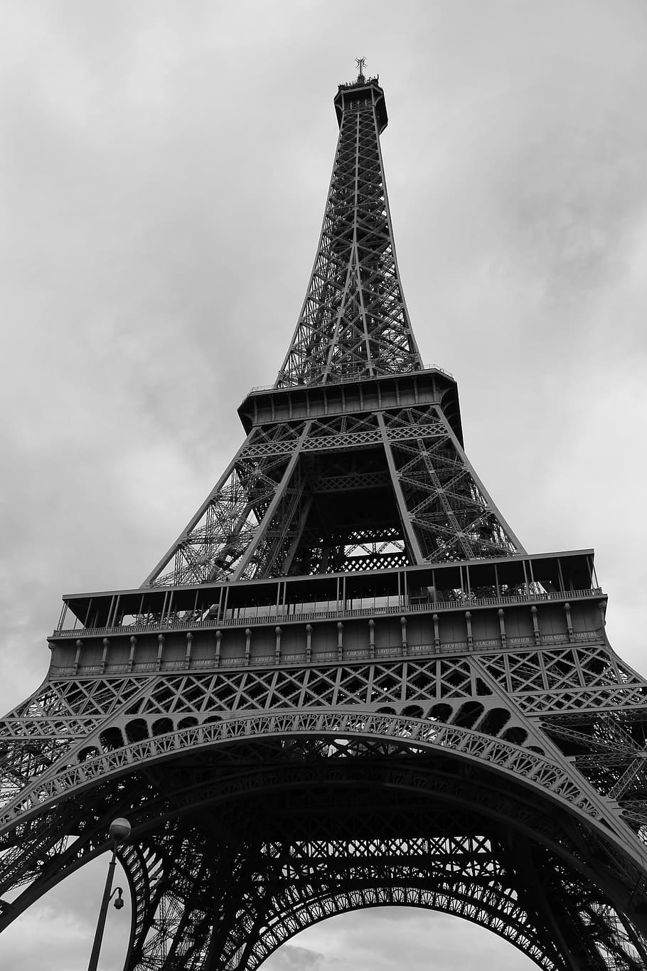 France, Paris, La Tour Eiffel, The Eiffel Tower, Black - Eiffel Tower - HD Wallpaper 