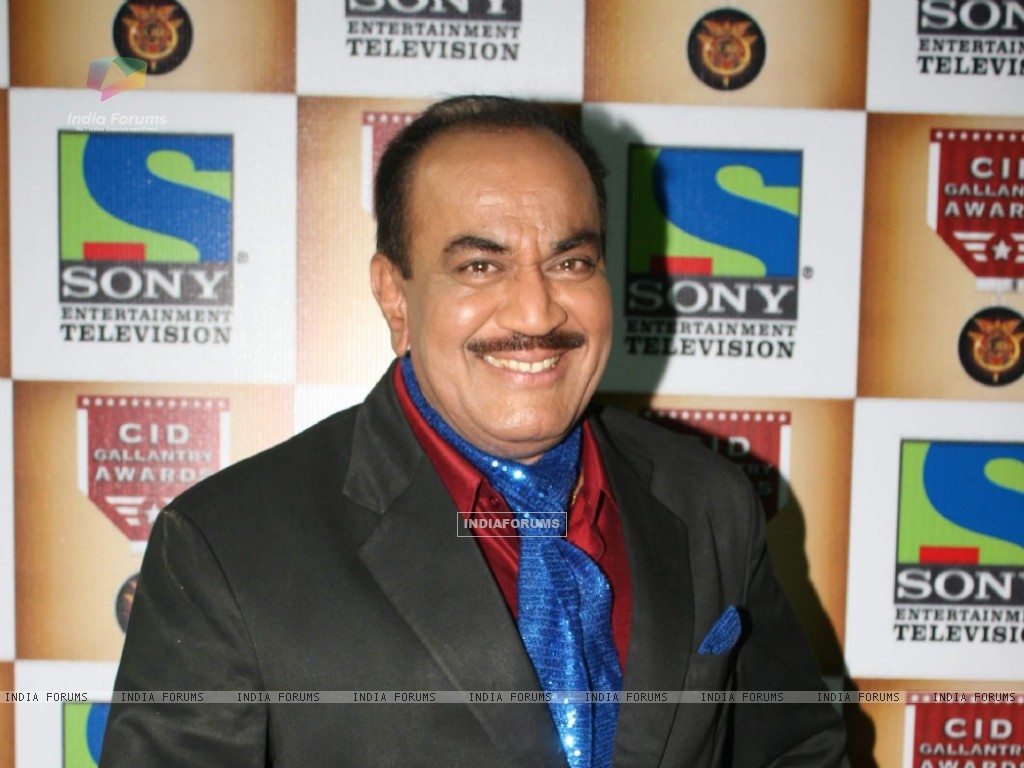 Anup Soni Rare And Unseen Images, Pictures, Photos - Cid Gallantry Awards 2011 - HD Wallpaper 