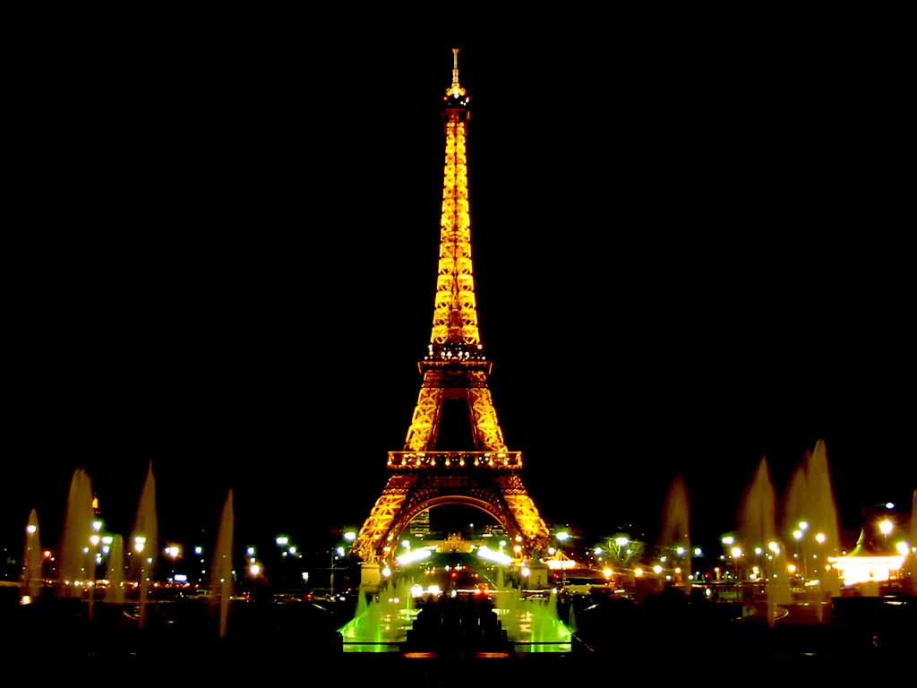 Eiffel Tower Tour By Night - HD Wallpaper 