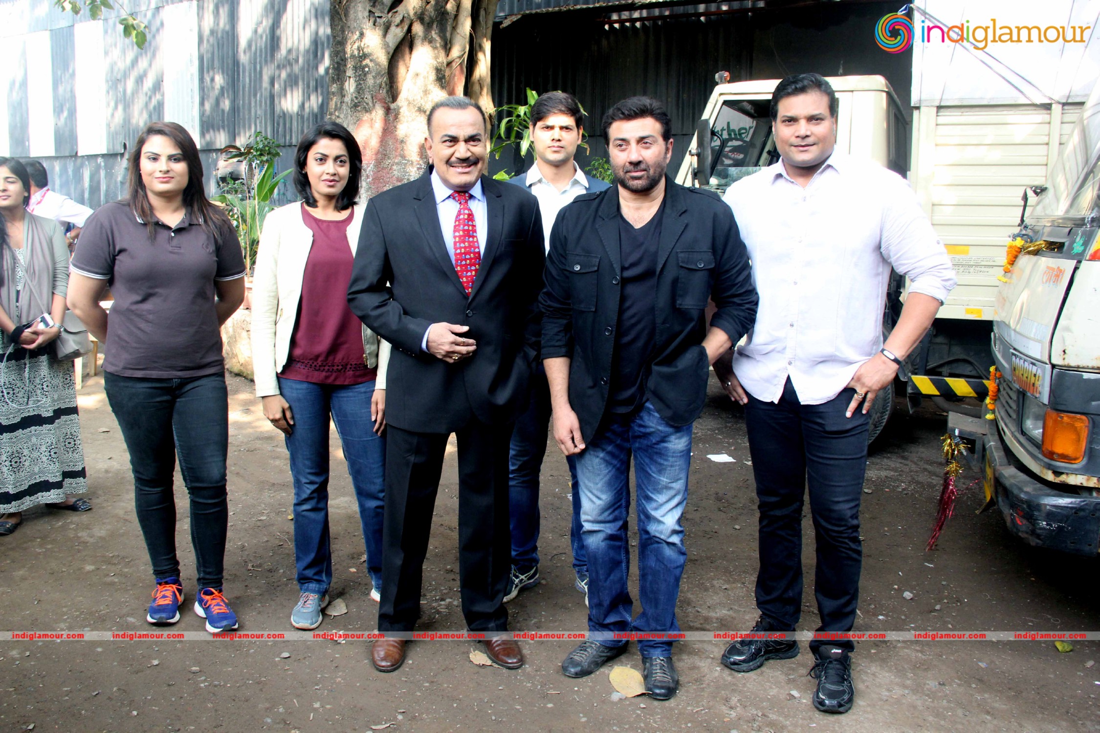 Sunny Deol Promote Ghayal Once Again On The Set Of - Cid Sunny Deol - HD Wallpaper 
