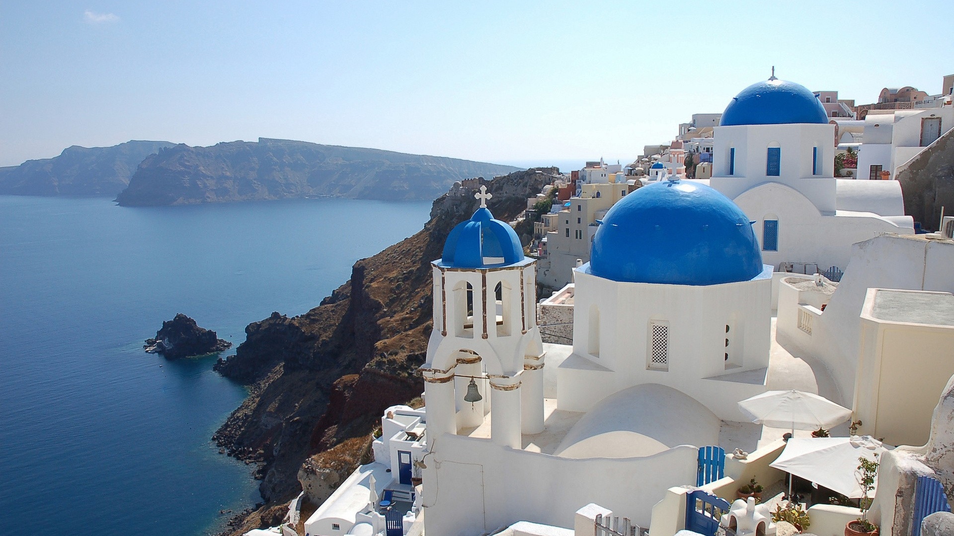 Wallpaper Greece Cathedral Sea Mountain Top View - Thíra - HD Wallpaper 