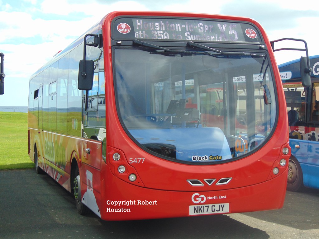 Airport Bus - HD Wallpaper 