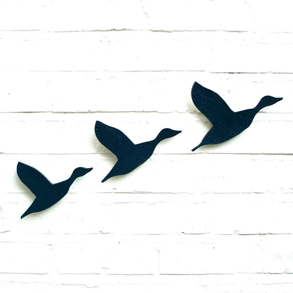 Flying Geese Wall Art Unique Ceramic Wall Art Flying - Ducks Flying Wall - HD Wallpaper 