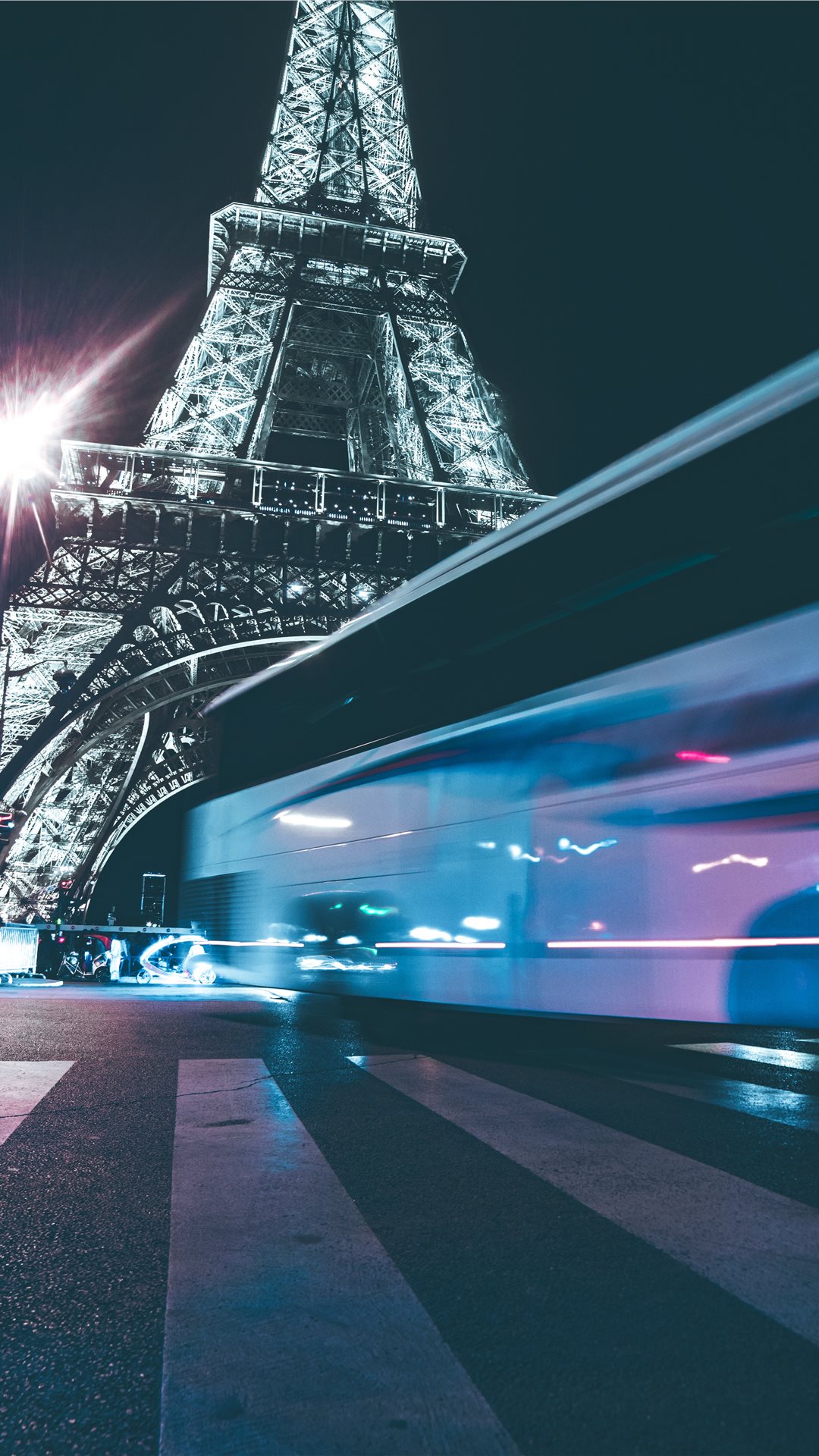 Eiffel Tower - HD Wallpaper 