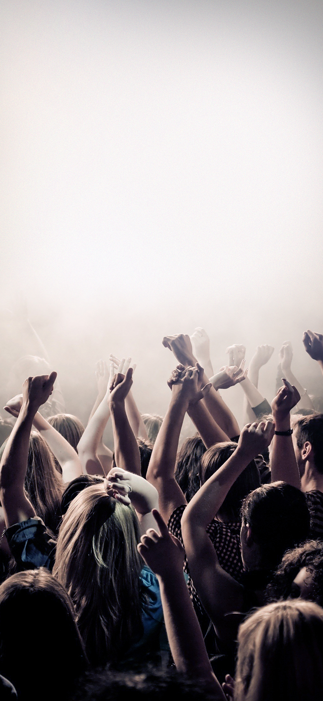 People Wallpaper For Iphone X - HD Wallpaper 