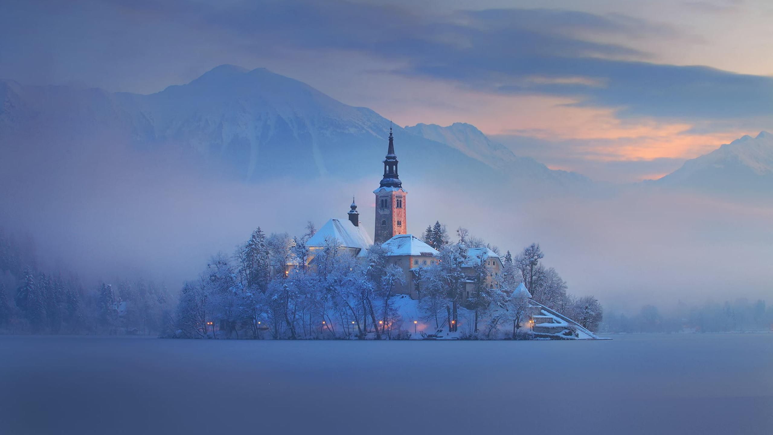 Lake Bled Wallpaper Winter - HD Wallpaper 
