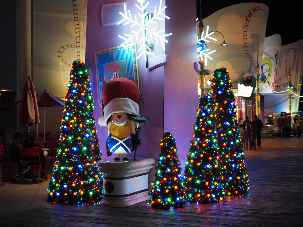 Christmas Tree - HD Wallpaper 