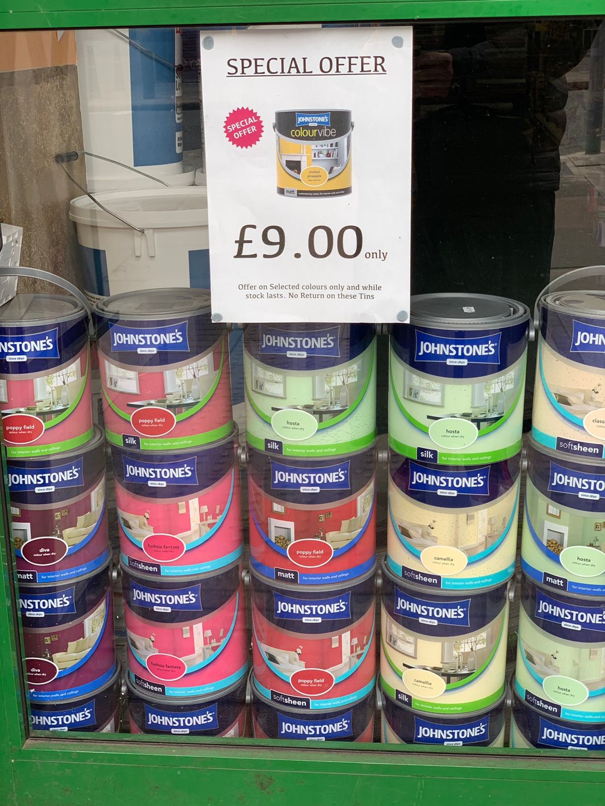 We Have Some Discontinued Johnstone Retail Colours - Box - HD Wallpaper 