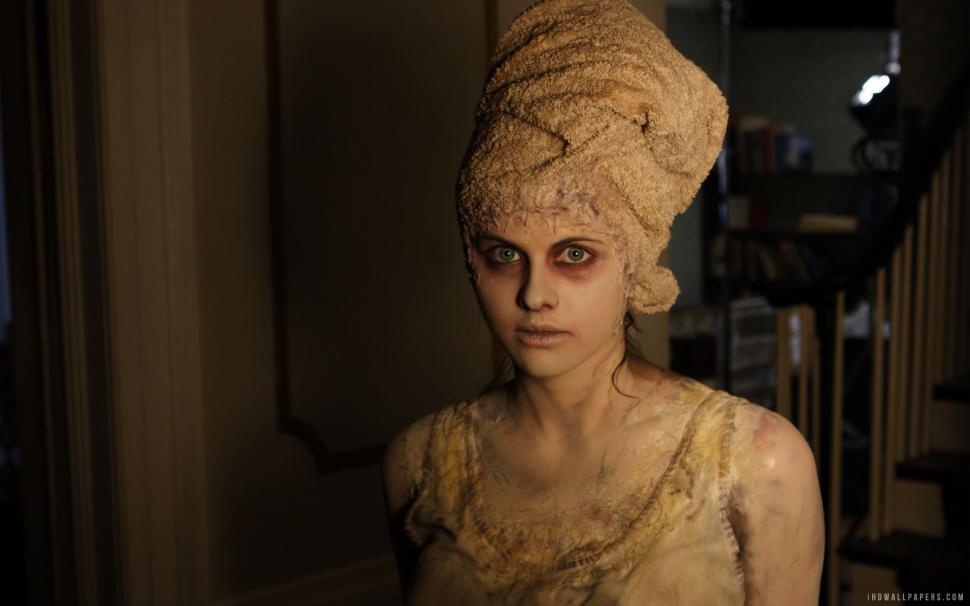 Alexandra Daddario The Attic Wallpaper,attic Hd Wallpaper,daddario - Alexandra Daddario Halloween Costume - HD Wallpaper 