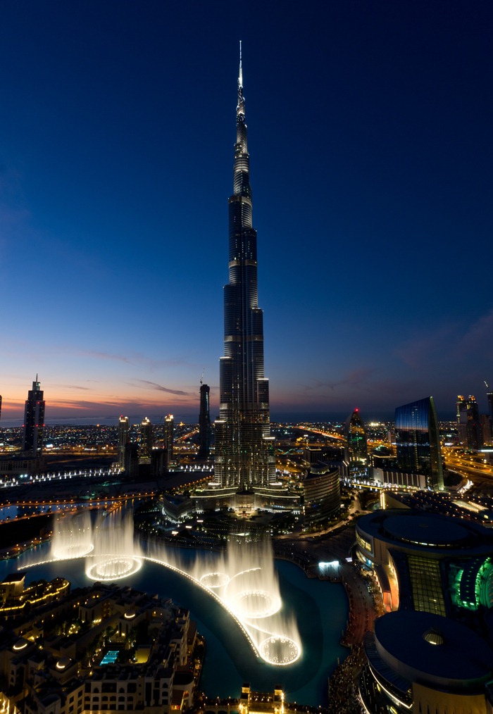 The Burj Khalifa At Night - Burj Khalifa Night View Hd - 700x1014 Wallpaper  