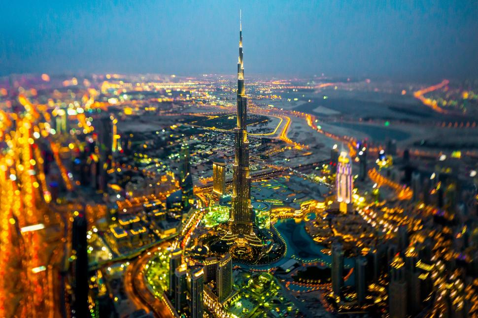Burj Khalifa, Dubai Horizon Wallpaper,street Hd Wallpaper,lights - City Lights Birds Eye View - HD Wallpaper 
