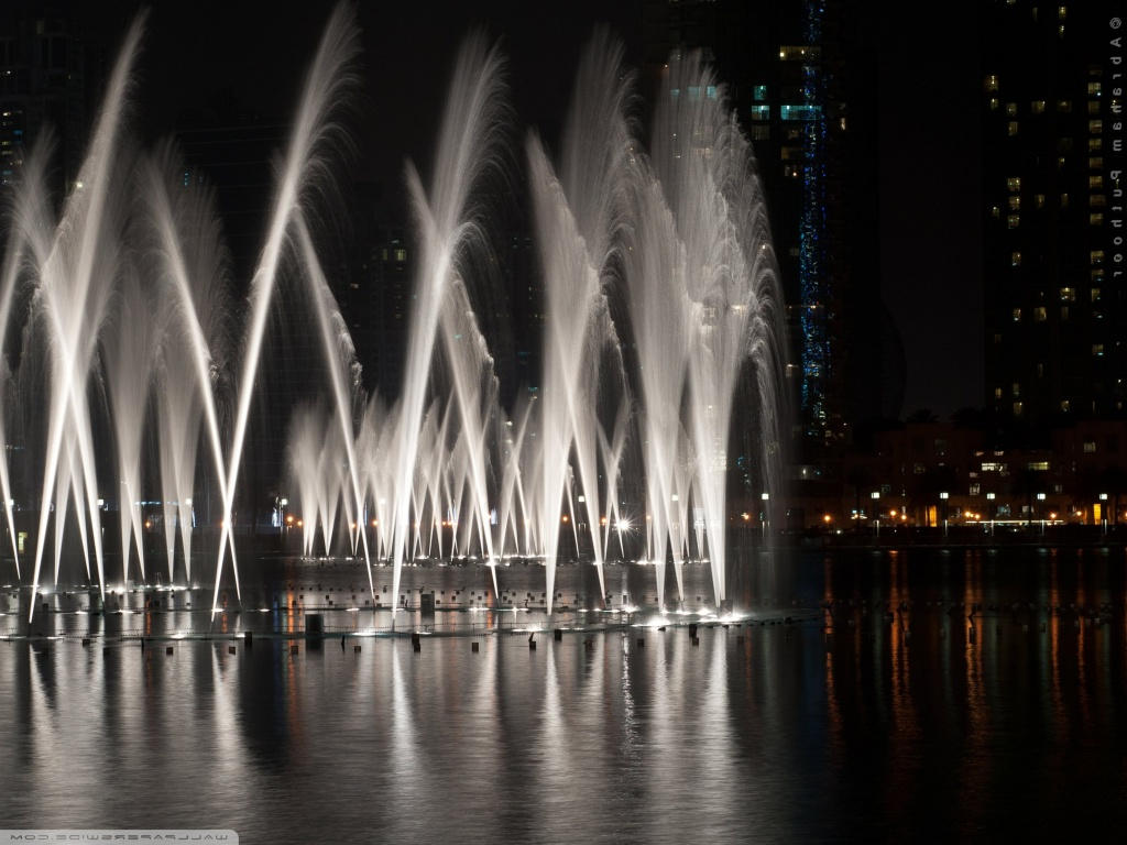 Fountain - HD Wallpaper 